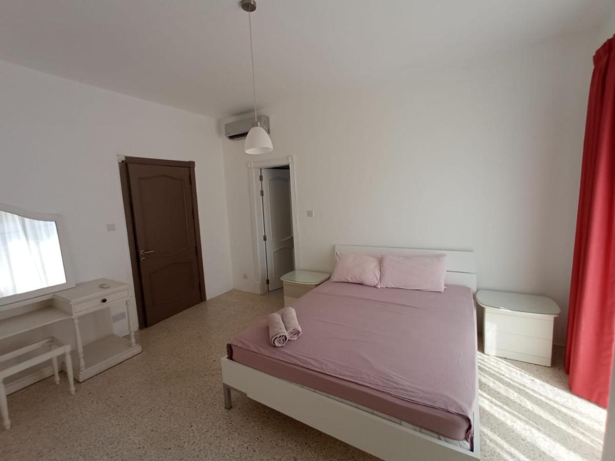 Modern Bedroom Gzira Exterior foto